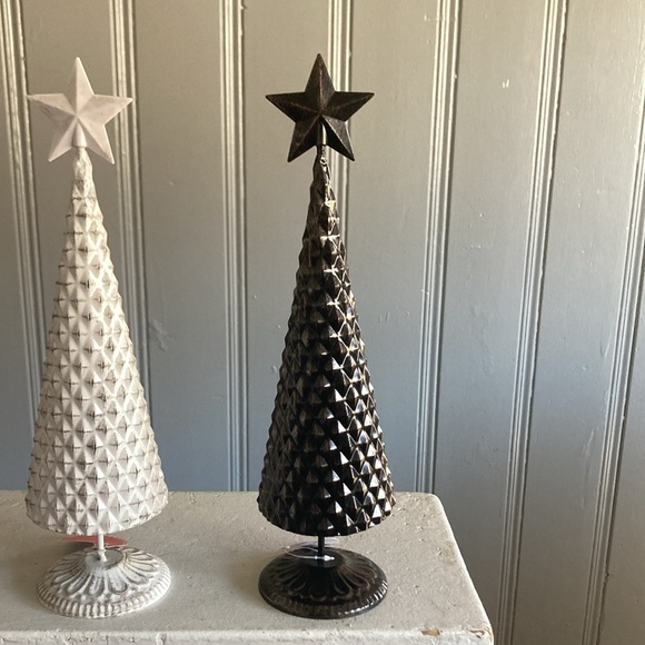 NWT Set of 3- Bronze, White & Silver 14” Metal Christmas Tree Decorations - Picture 6 of 16